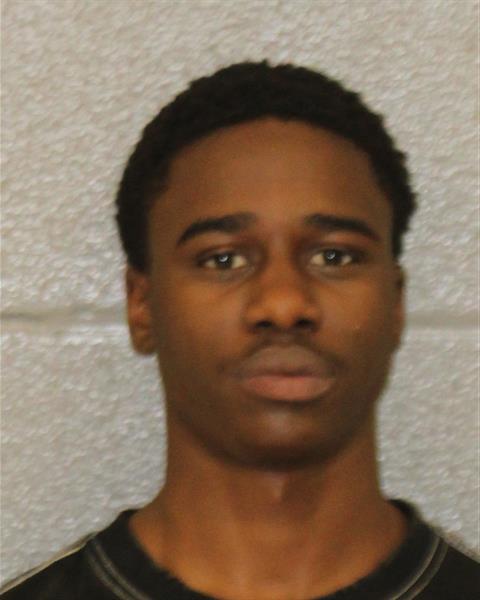 Booking photo of Elijah Louis
