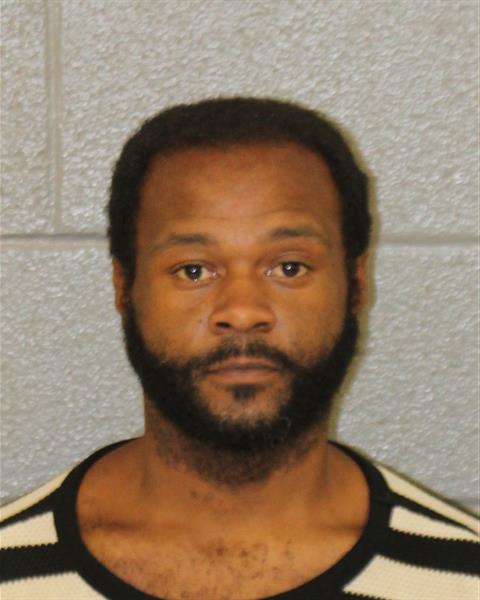 Booking photo of Deondra Dow