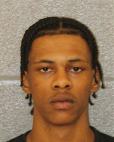 Booking photo of Symikel Cauthen