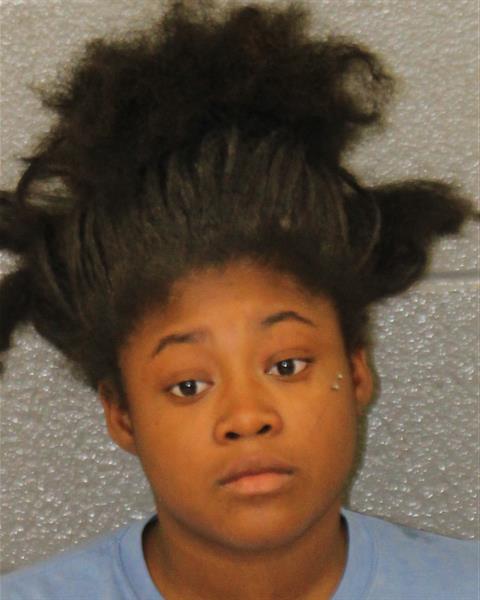 Booking photo of Zayohnna Harris
