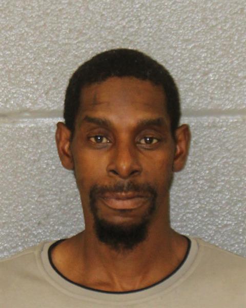 Booking photo of Jonathan Davis