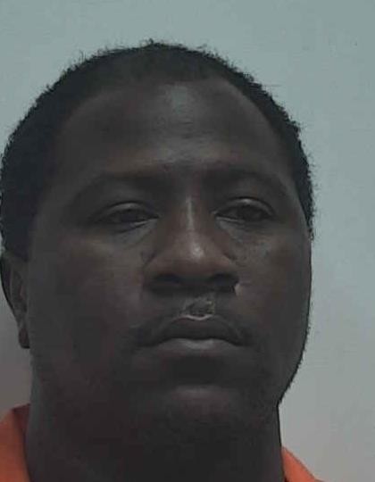 Booking photo of Alquinn Richardson