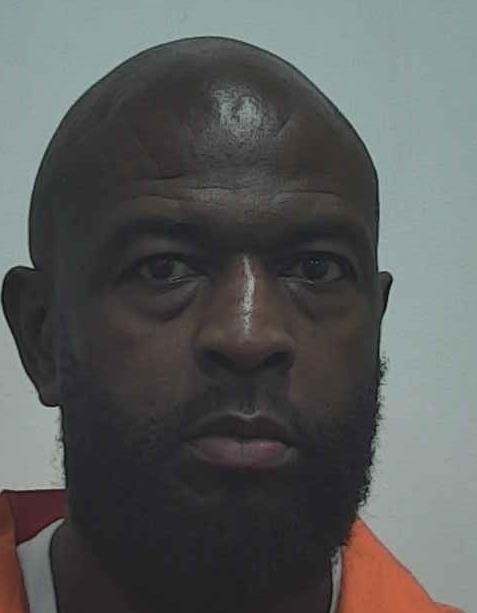 Booking photo of Kelvin Davis