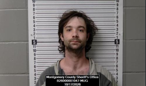 Booking photo of Dakota Edward Mcglothlin