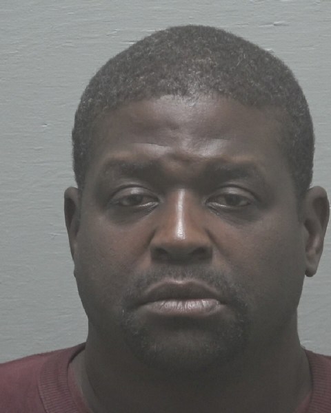 Booking photo of Dejaris Reid