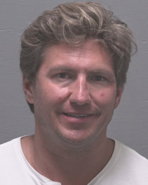 Booking photo of Paul Davis
