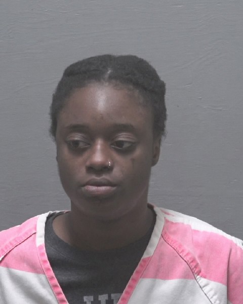 Booking photo of Shontrel Locke