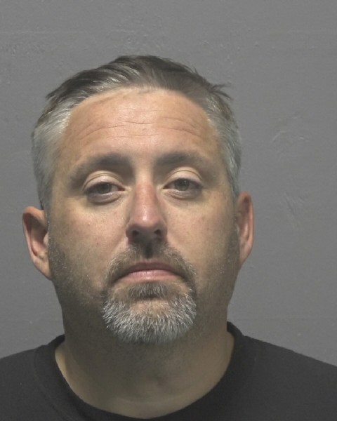 Booking photo of Joshua Leonhardt