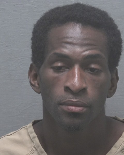 Booking photo of Curtis Walker