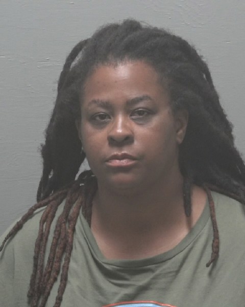 Booking photo of Gracie Wade