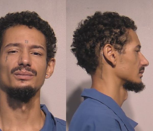 Booking photo of Isaiah Neal