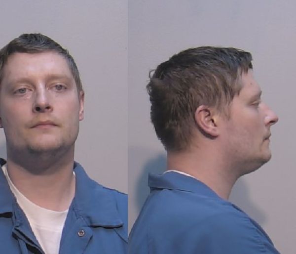 Wade Narehood booking photo