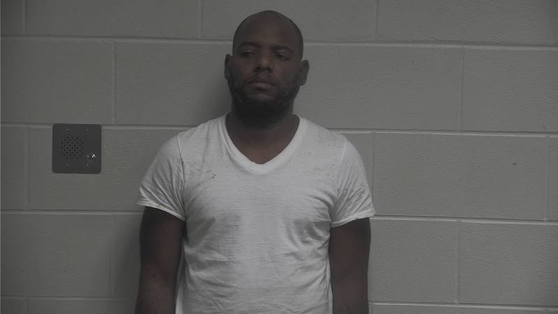 Booking photo of Eunier Bataille Ortiz
