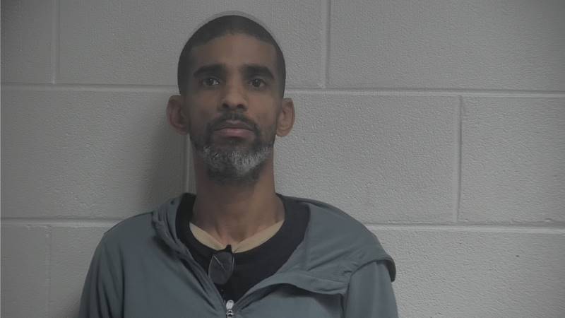 Booking photo of Jose Bos-azcuy