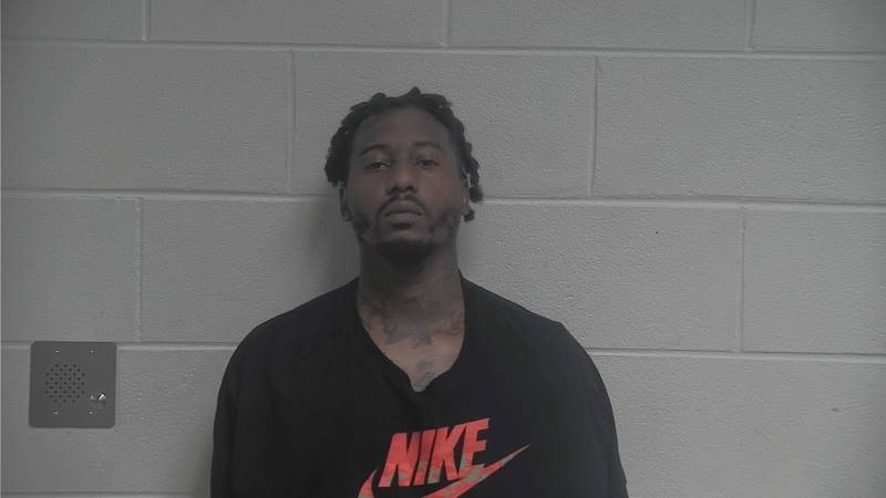 Booking photo of Shawntez Ray