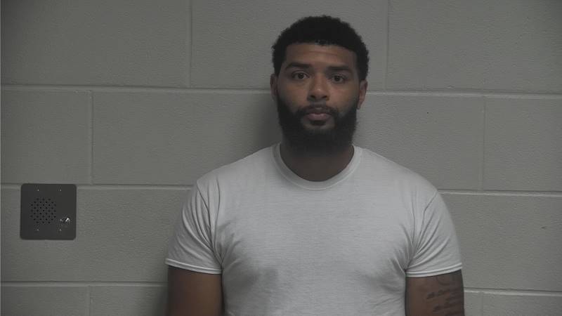 Booking photo of Ladonis Mayfield