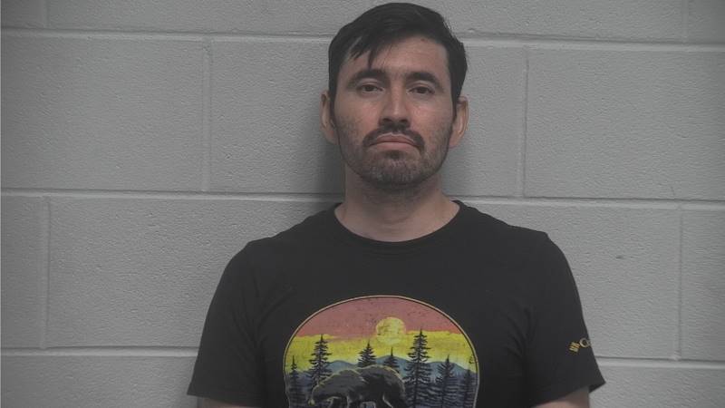 Booking photo of Victor Rosas-rodriguez