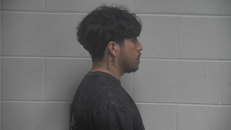 Booking photo of Eswin Exau Zecaida