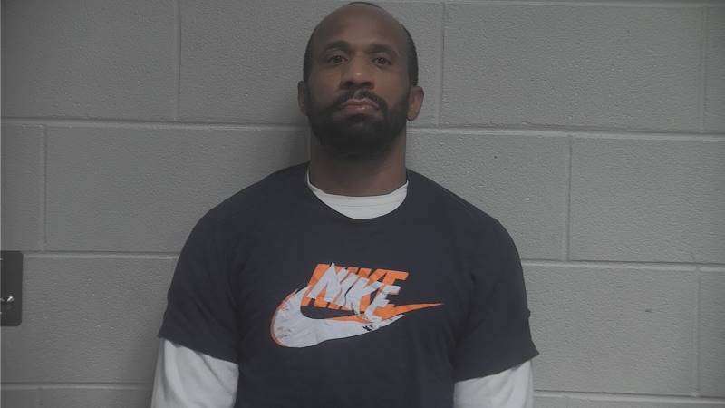 Booking photo of Cornelius Pendelton