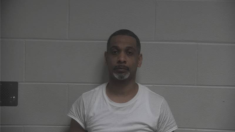 Booking photo of Dennis Booker