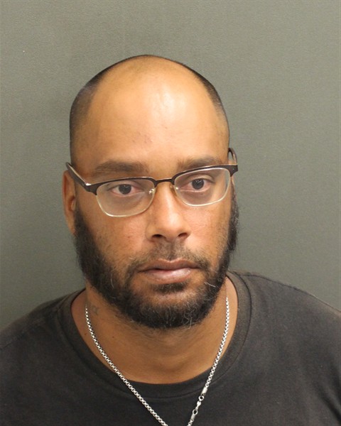 Booking photo of Alexis Perez