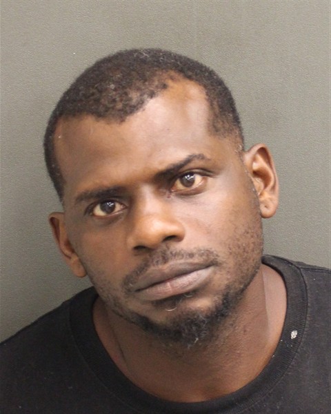 Booking photo of Dustin Smith