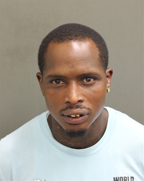 Booking photo of Charvis Warden