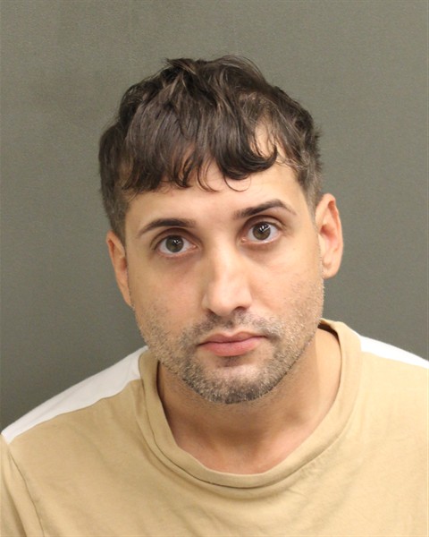 Booking photo of Jonathan Cruzado