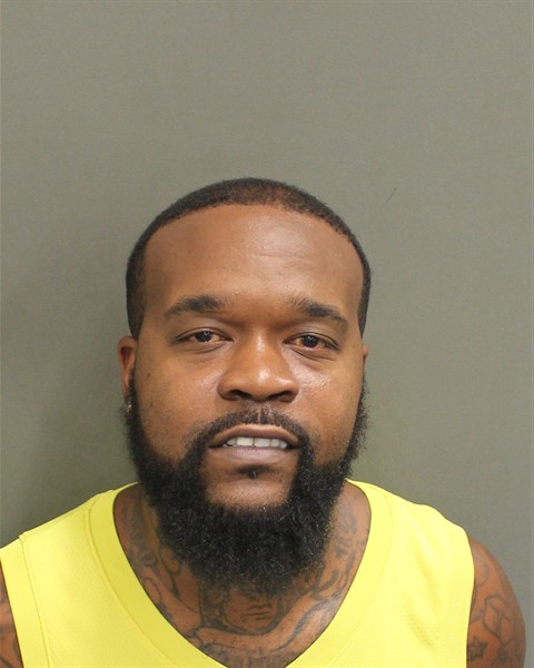 Booking photo of Triesean Devine