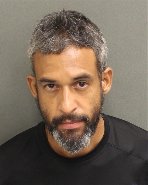 Booking photo of Emmanuel Henriquezvidal