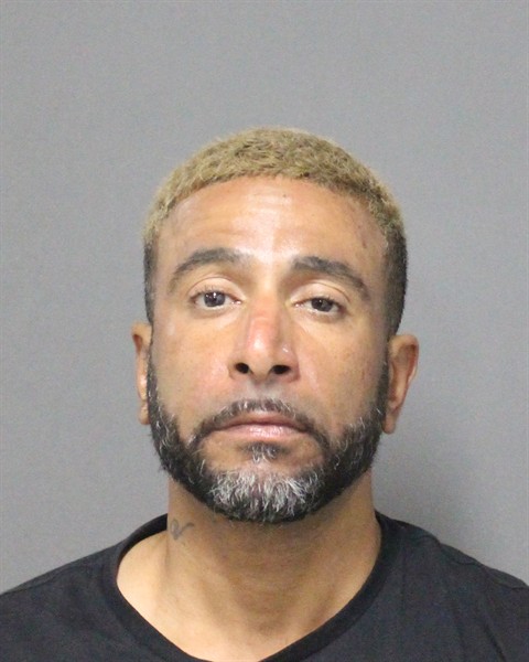 Booking photo of Carlos Vargas