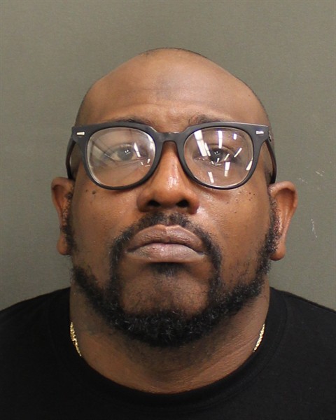 Booking photo of Raphael Kinsler