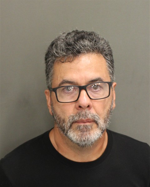 Booking photo of Jorge Santanapontes
