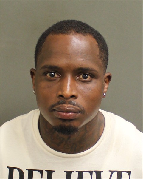 Booking photo of Charvis Warden