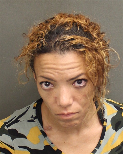 Booking photo of Carmen Leonard