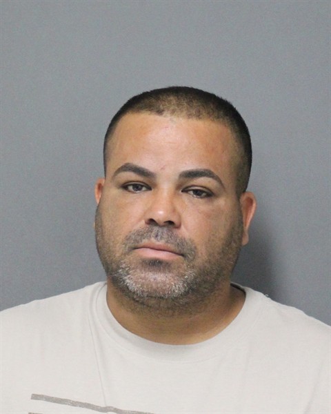 Booking photo of Geovani Santoscolon