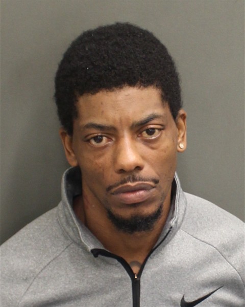 Booking photo of Ronnie Baker