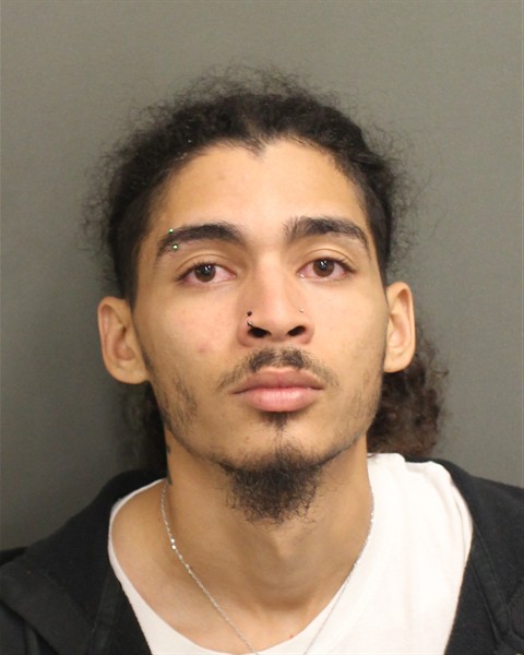 Booking photo of Izaiah Valentin