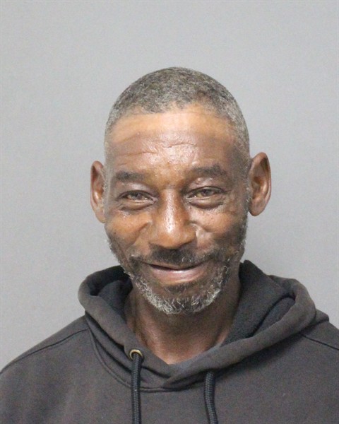Booking photo of Derrick Redding