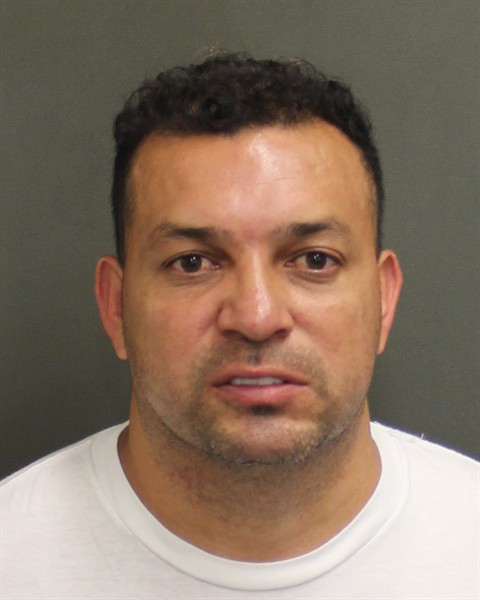 Booking photo of Saul Urbina