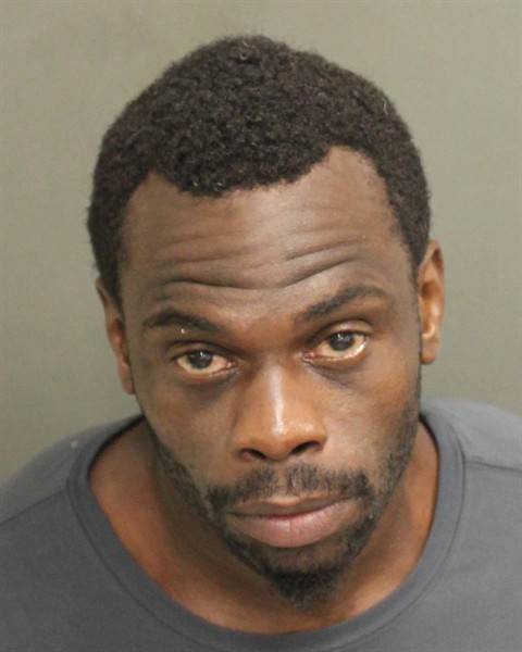 Booking photo of Schjuan Akins