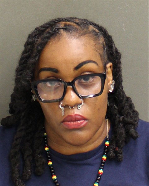 Booking photo of Mirlyne Alezi