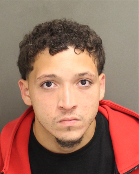 Booking photo of Ian Hernandezcolon