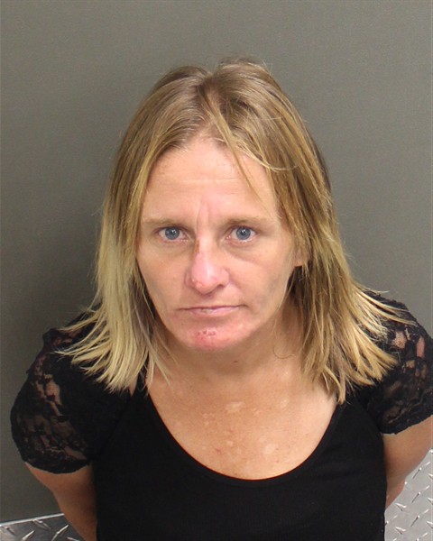 Booking photo of Amanda Thomas