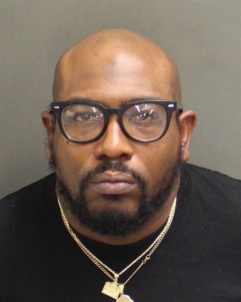 Booking photo of Raphael Kinsler