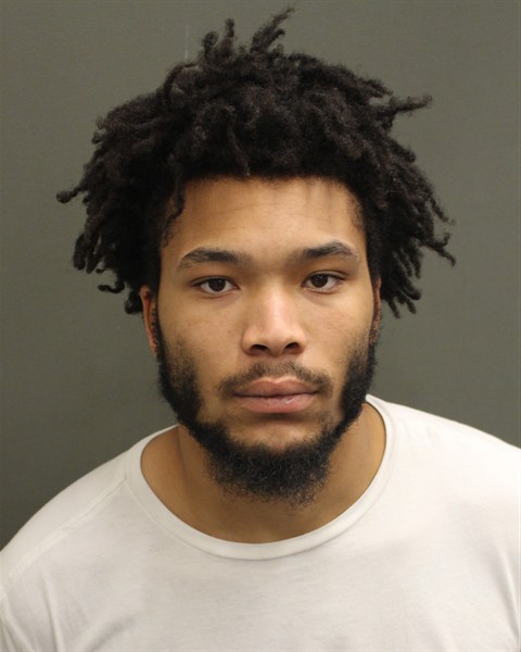 Booking photo of Roddrick Henry