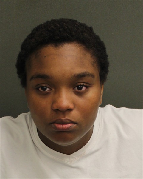 Booking photo of Jondaja Robinsonmackey