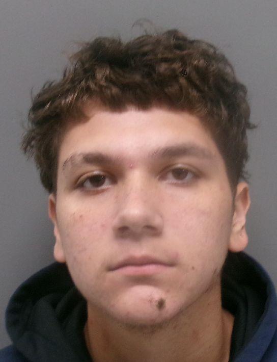 Booking photo of Oscar Lara