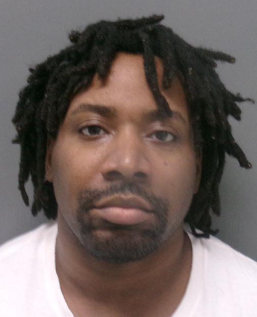 Booking photo of Shaundelle Dial
