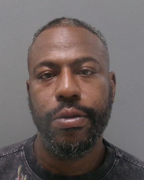 Booking photo of Shon Holmes